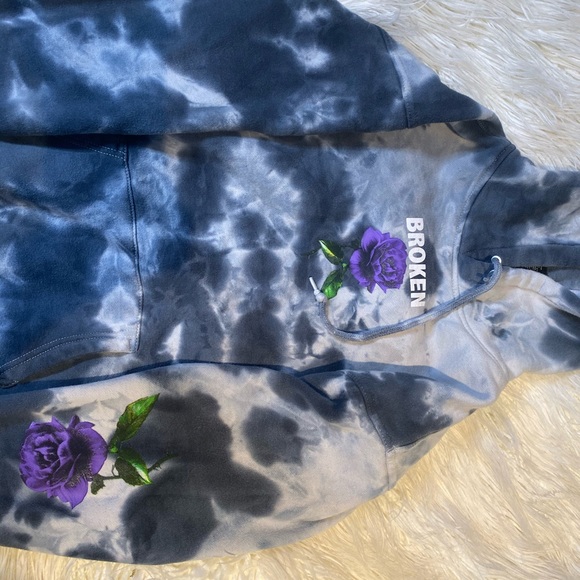 BROKEN PROMISES TIE DIE HOODIE FROM ZUMIEZ - Picture 3 of 7
